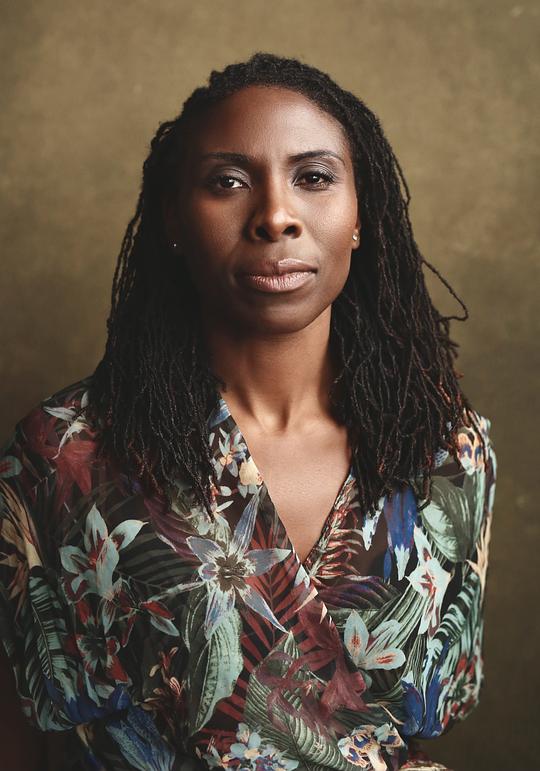 珍妮特·库马赫 Janet Kumah照片