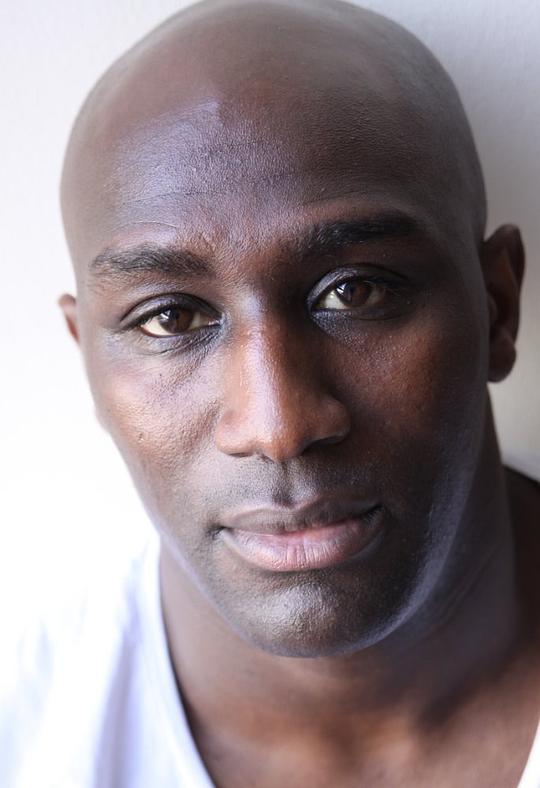 沃克斯豪尔·杰梅因 Vauxhall Jermaine照片