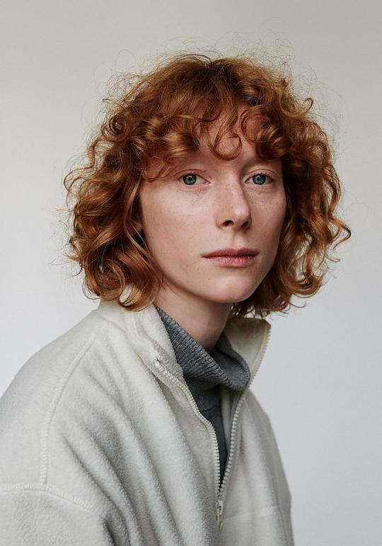 达娜·赫弗斯 Dana Herfurth照片