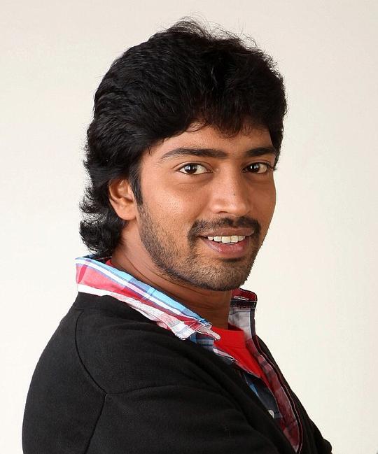 阿拉里·纳列什 Allari Naresh照片