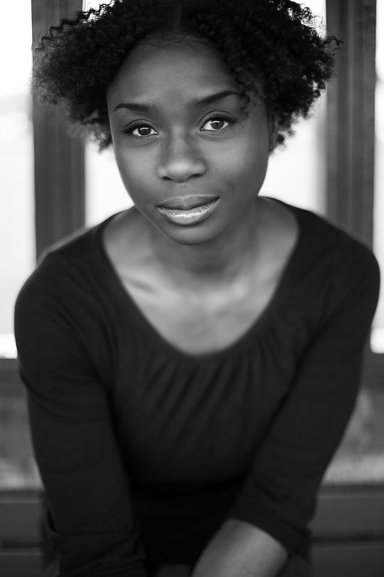 安·阿克因 Ann Akinjirin照片