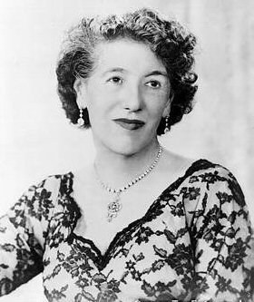 伊妮德·布莱顿 Enid Blyton照片