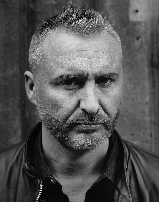 杰拉德·约翰逊 Gerard Johnson照片