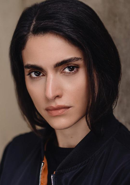 拉哈·蕾贝里 Raha Rahbari照片