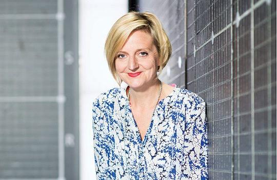 玛丽安娜·埃利奥特 Marianne Elliott照片