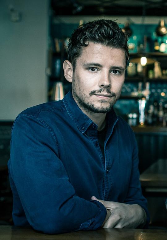 山姆·耶茨 Sam Yates照片