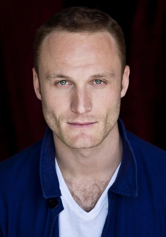 伊安·蒂阿尔 Yan Tual照片