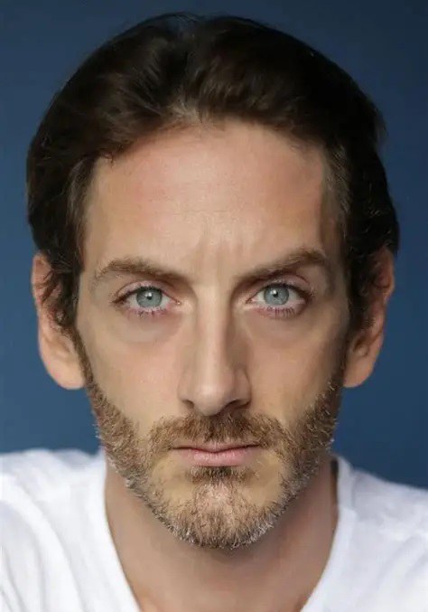 阿克斯·加洛伊斯 Axel Gallois照片