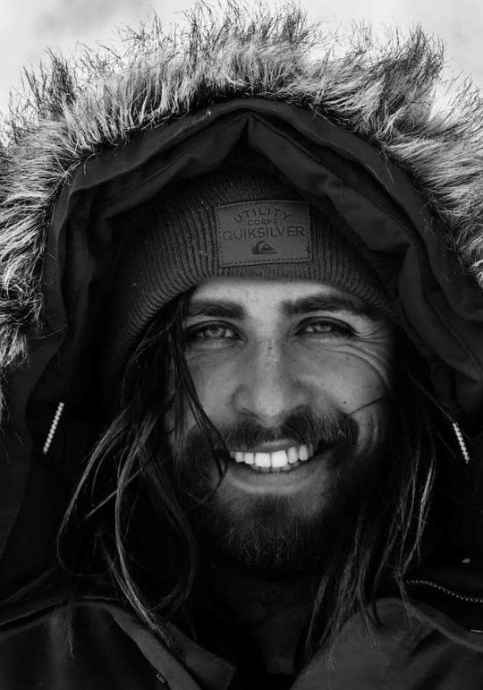 亚历山大·J·法瑞尔 Alexander J. Farrell照片