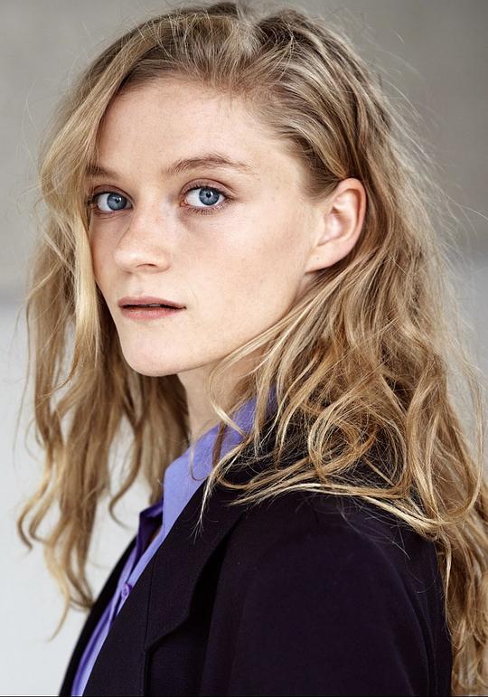 劳拉·费思 Lara Feith照片