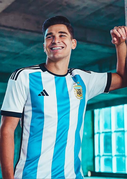 胡利安·阿尔瓦雷斯 Julián Álvarez照片