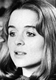 西妮德·库萨克 Sinéad Cusack照片