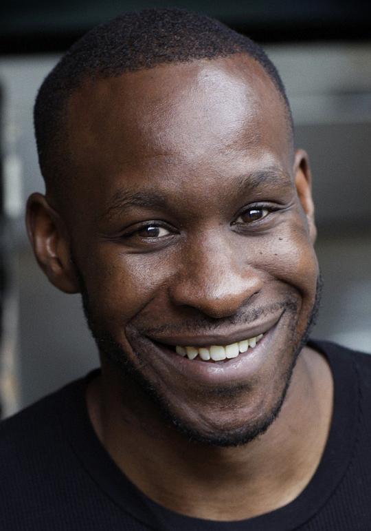 马库斯·奥尼卢德 Marcus Onilude照片