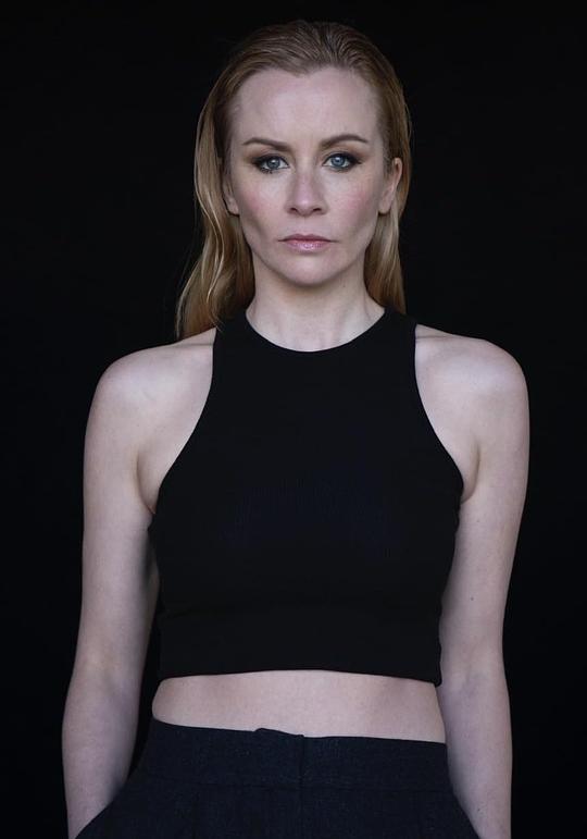 伊娃-简·威利斯 Eva-Jane Willis照片