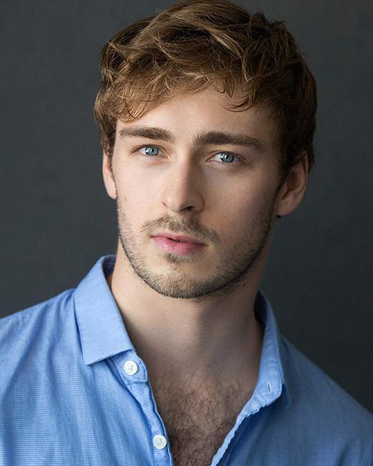 奥辛·皮雷 Ossian Perret照片