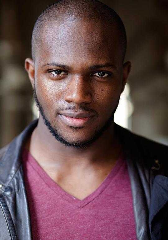 金斯利·阿马迪 Kingsley Amadi照片