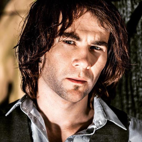 斯图尔特·布伦南 Stuart Brennan照片