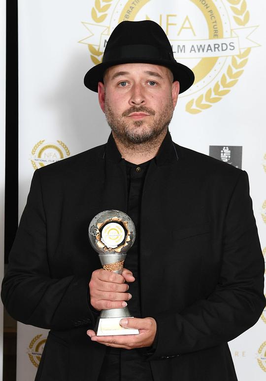 查理·莱特林 Charlie Lightening照片