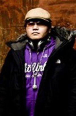 驹木根隆介 Ryusuke Komakine照片