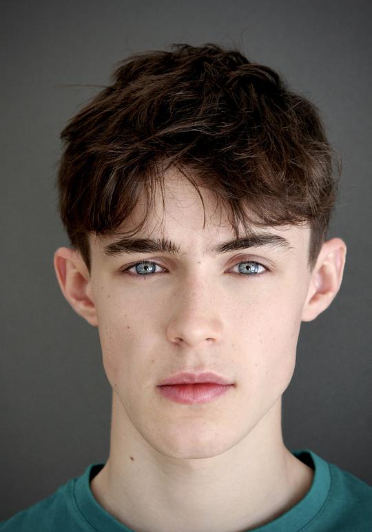 詹姆斯·基廷 James Keating照片