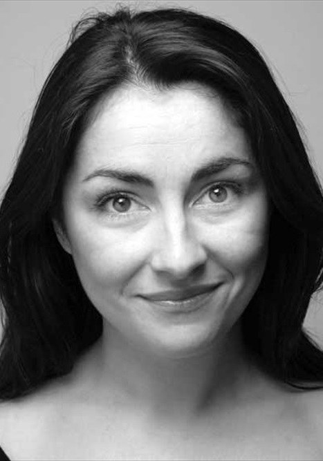 玛丽·毛尔兹 Mary Moulds照片