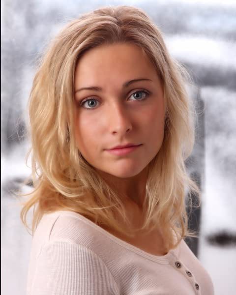 蒂芙妮·汉纳姆·丹尼尔斯 Tiffany Hannam-Daniels照片