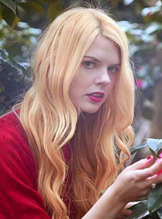 艾维安娜·斯诺 Ayvianna Snow照片