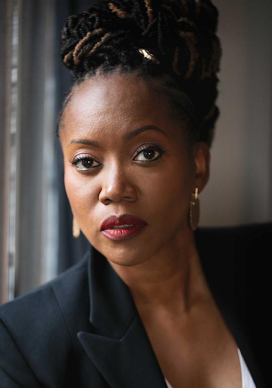 埃里卡·亚历山大 Erika Alexander照片