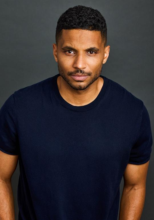 安德鲁·布谢尔 Andrew Bushell照片