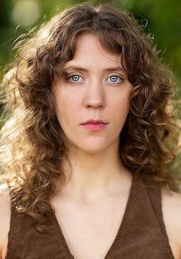 格蕾塔·汉森 Greta Hansen照片