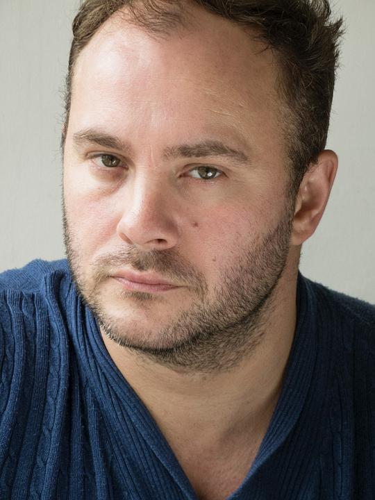 斯沃里·拉格纳内 Swaylee Loughnane照片