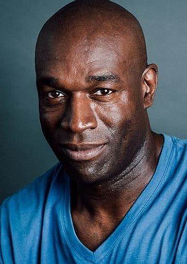 史蒂夫·图森特 Steve Toussaint照片