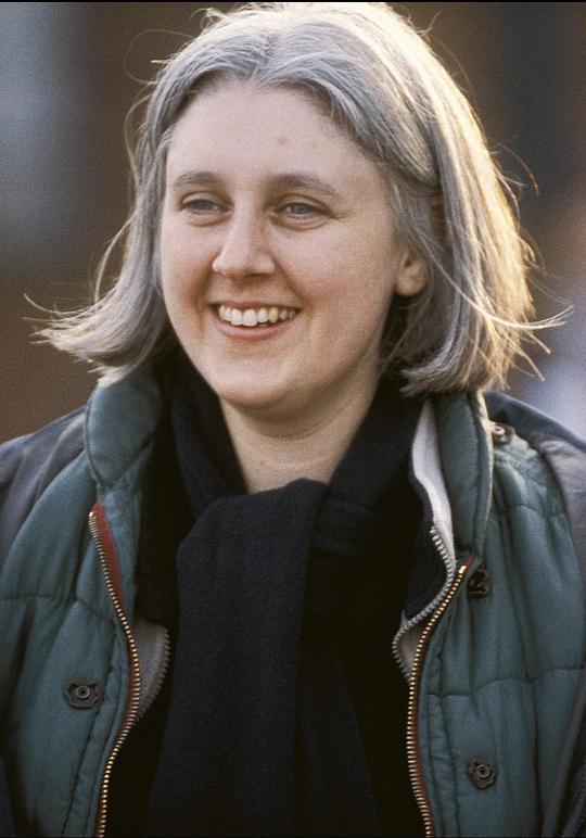 肖娜·奥尔巴赫 Shona Auerbach照片