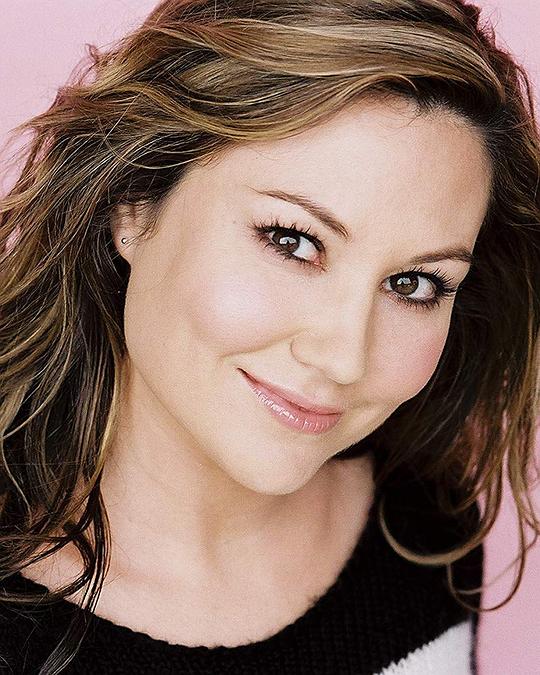 艾丽辛·帕卡德 Alicyn Packard照片