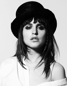 薇洛妮卡·恩切圭 Verónica Echegui照片