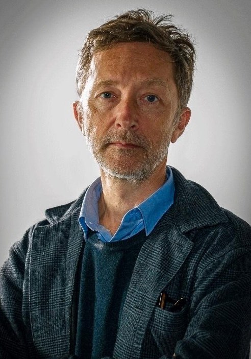 吉尔斯·加德纳 Giles Gardner照片