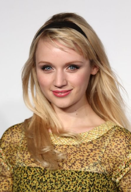 艾米丽·伯林顿 Emily Berrington照片