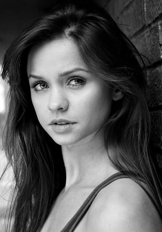 希安纳德·格雷戈里 Sianad Gregory照片