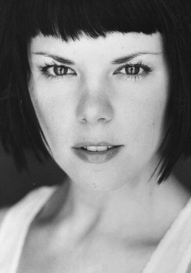 莎拉-简·波茨 Sarah-Jane Potts照片