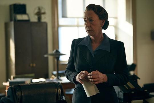 埃莉·哈丁顿 Ellie Haddington照片