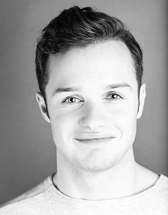 阿瑟·修斯 Arthur Hughes照片