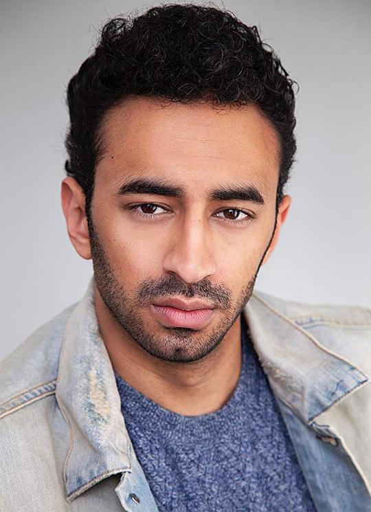 阿卜杜勒·阿尔沙瑞夫 Abdul Alshareef照片