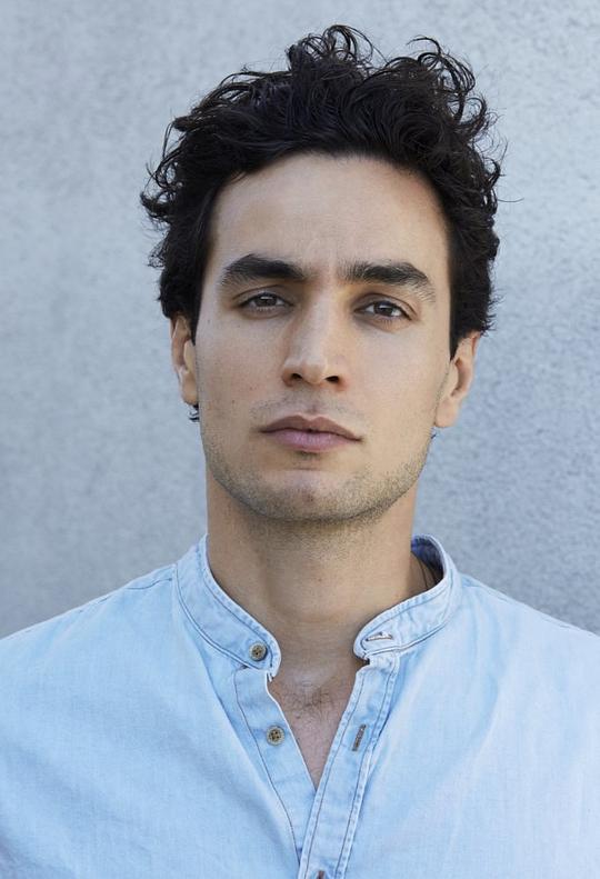 亚当·巴克里 Adam Bakri照片