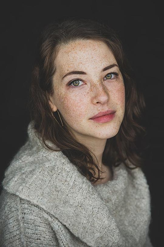 安妮斯·埃尔维 Annes Elwy照片