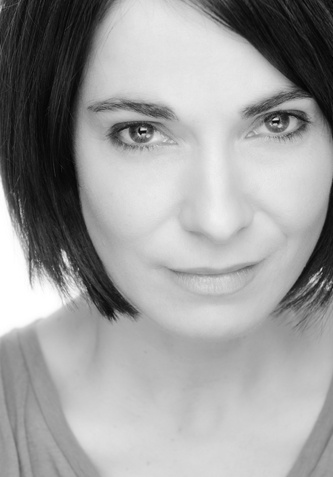 尼娅·罗伯茨 Nia Roberts照片