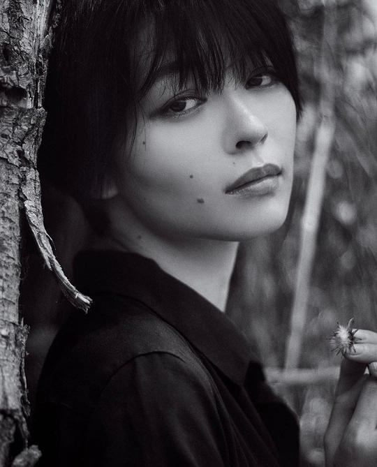 里里佳 Ririka照片