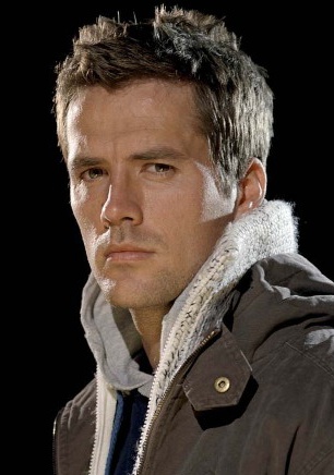 迈克尔·欧文 Michael Owen照片