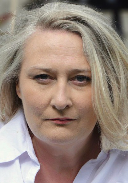 Noni Stapleton照片