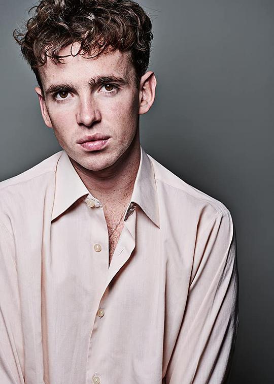 劳利·基纳斯顿 Laurie Kynaston照片