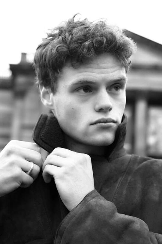 鲍比·斯科菲尔德 Bobby Schofield照片